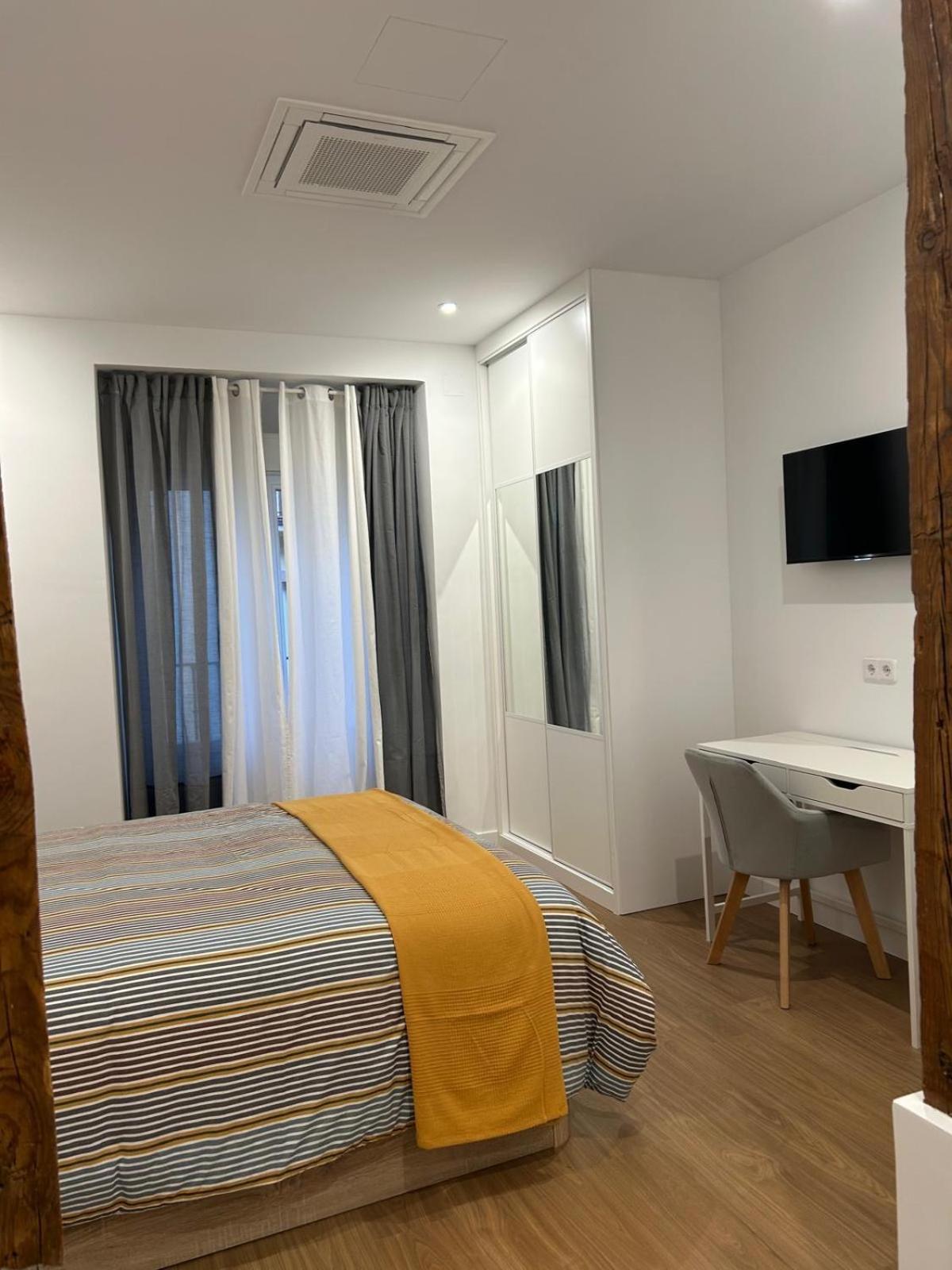 Apartamentos Gravina Μαδρίτη Εξωτερικό φωτογραφία